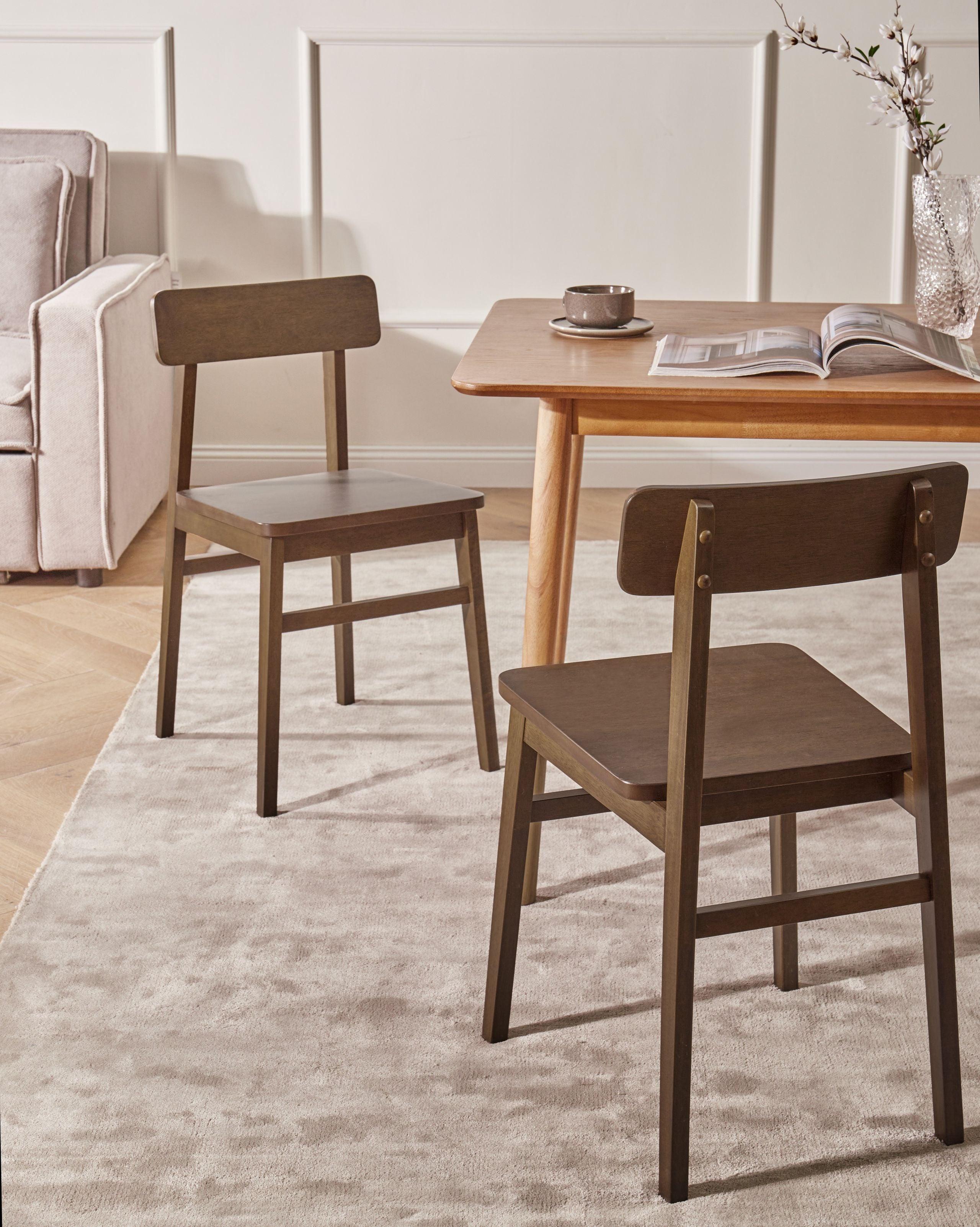 Beliani Lot de 2 chaises de salle à manger en Bois d'hévéa Traditionnel GORRE  