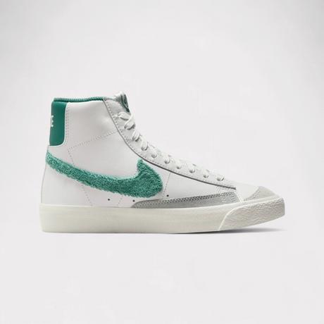 NIKE  Blazer Mid '77 Next Nature - Sail Baroque Brown 