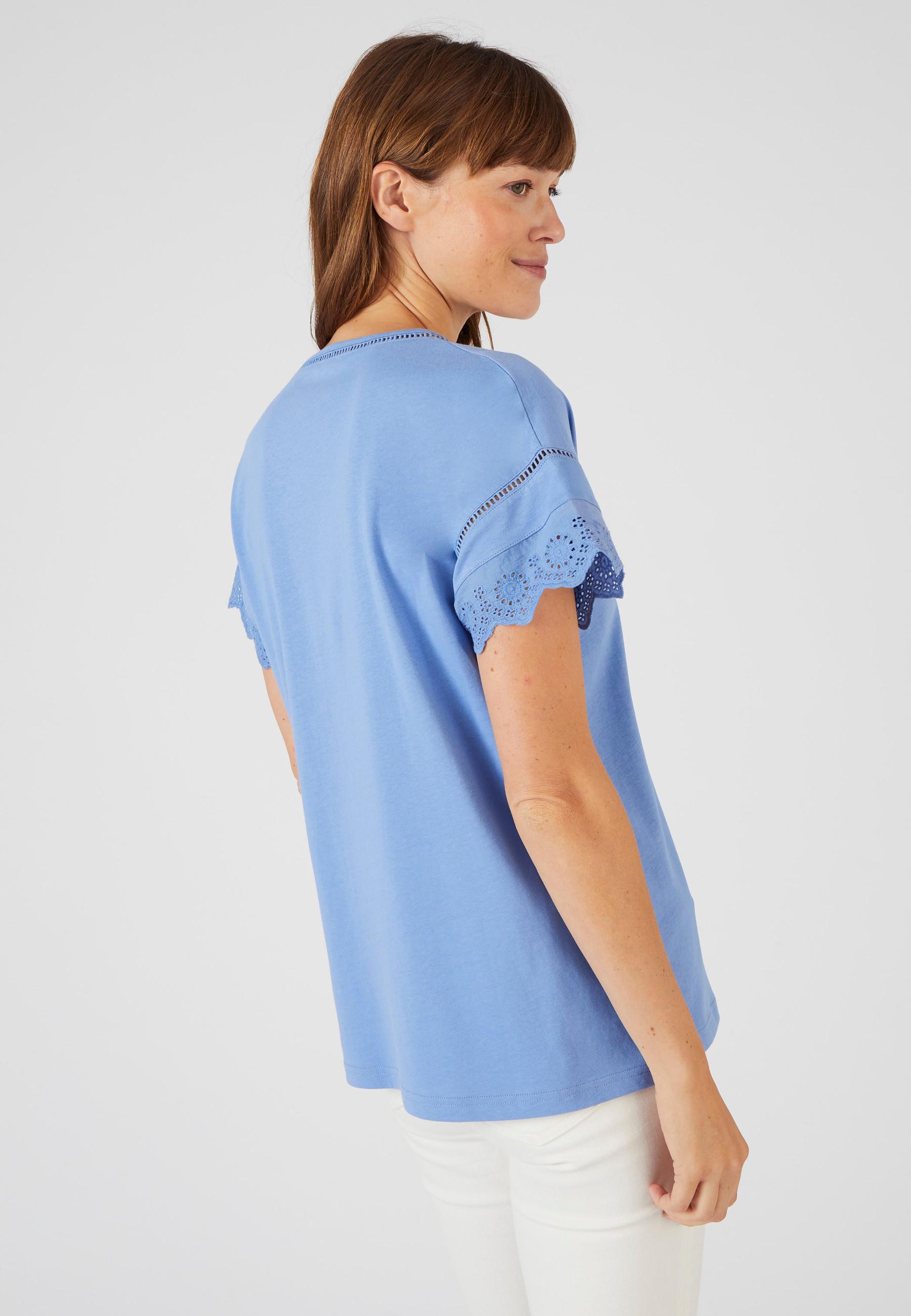 Damart  Tee-shirt broderies anglaises en pur coton biologique. 