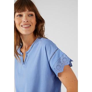 Damart  Tee-shirt broderies anglaises en pur coton biologique. 