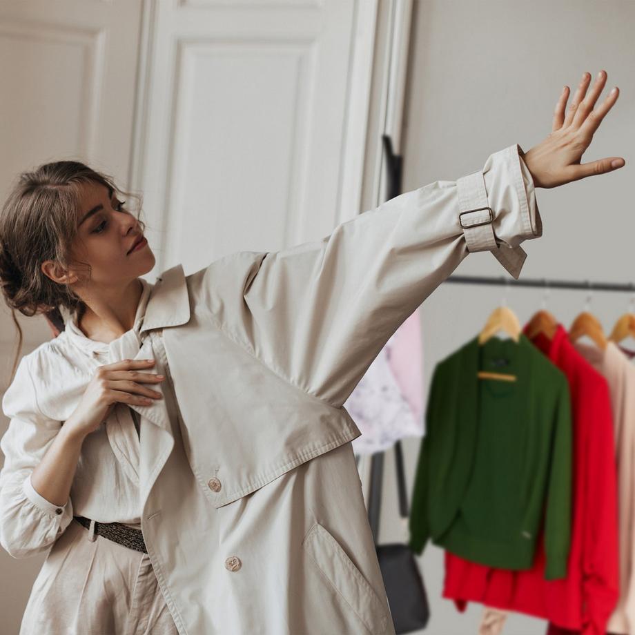 B2X Appendiabiti nero con ruote  