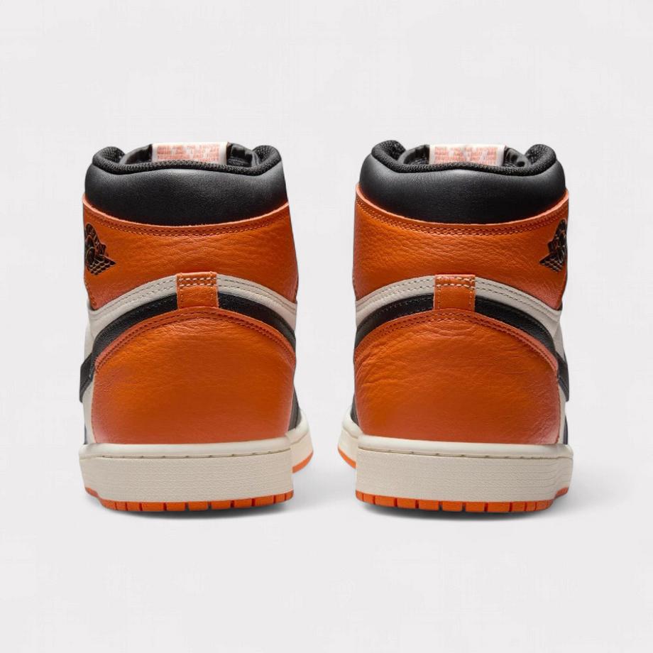 NIKE Air Jordan 1 High OG Sneakers  