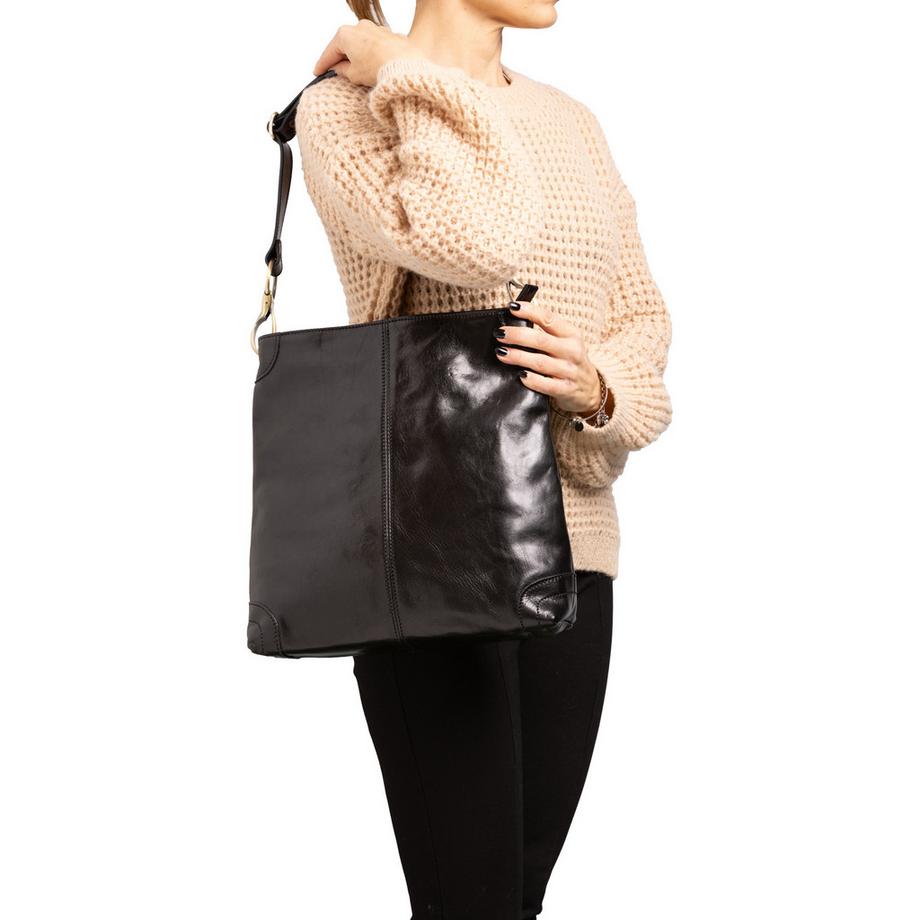 Gave Lux Borsa a tracolla  