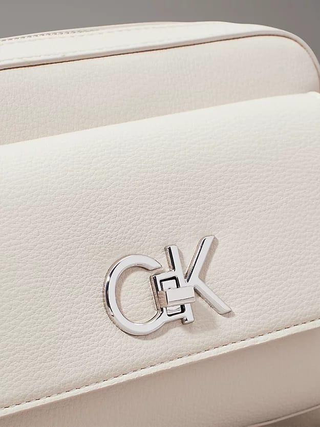 Calvin Klein  RE-LOCK CAMERA BAGW/FLAP_PBL-0 