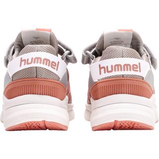 Hummel  sneakers reach 300 