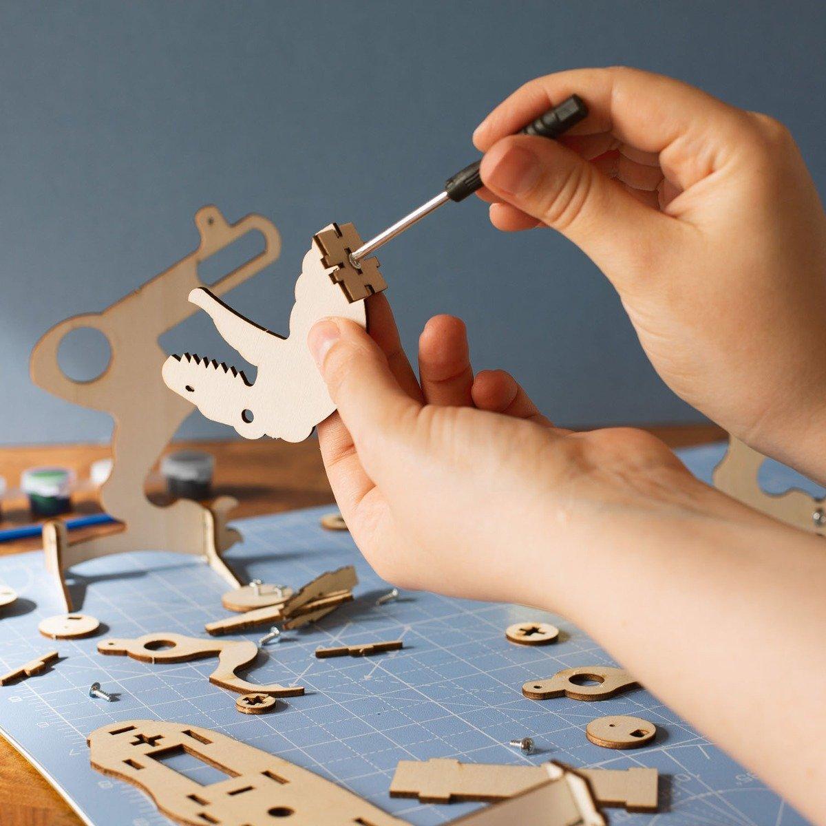 Thumbs Up  Remote Control Dinosaur DIY 