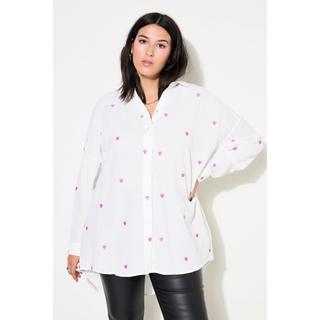 Studio Untold  Camicia dal taglio oversize in mussola con cuori ricamati, collo da camicia e maniche lunghe 