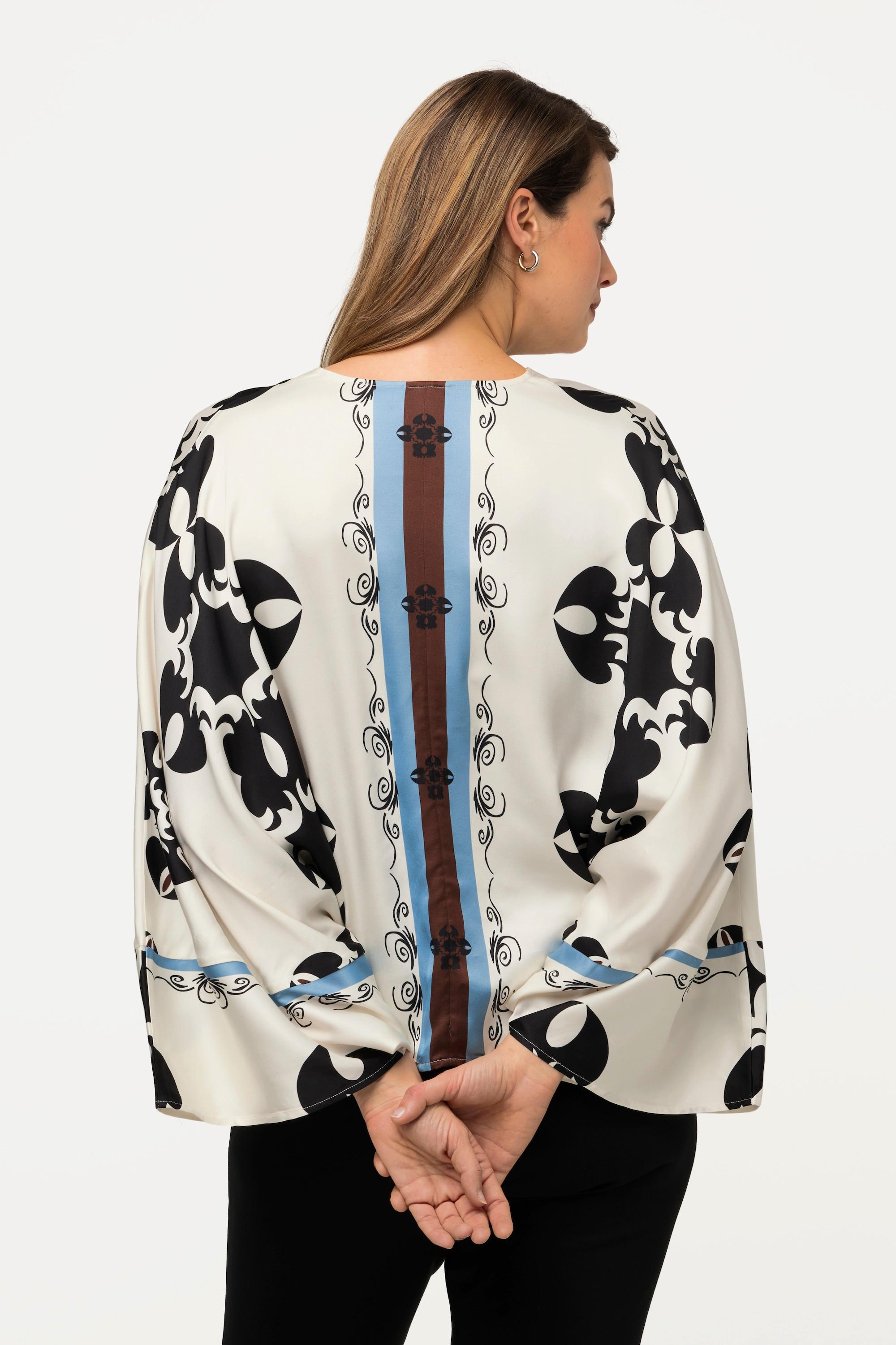 Ulla Popken  Blouse en satin à col en V et manches 3/4, imprimé graphique 