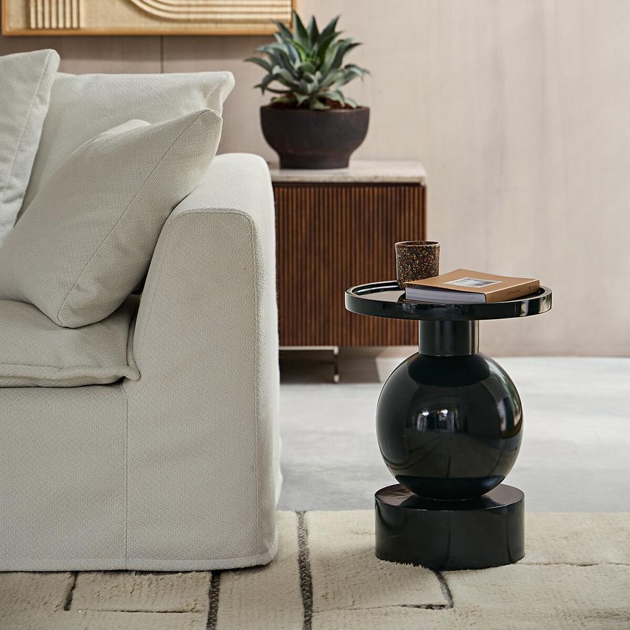 AM.PM Bout de canapé en acacia finition glossy  