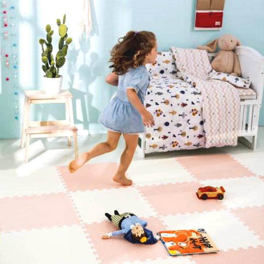 B2X  Grand tapis puzzle en mousse Ricokids 60x60 cm, 4 pièces, pêche et blanc 