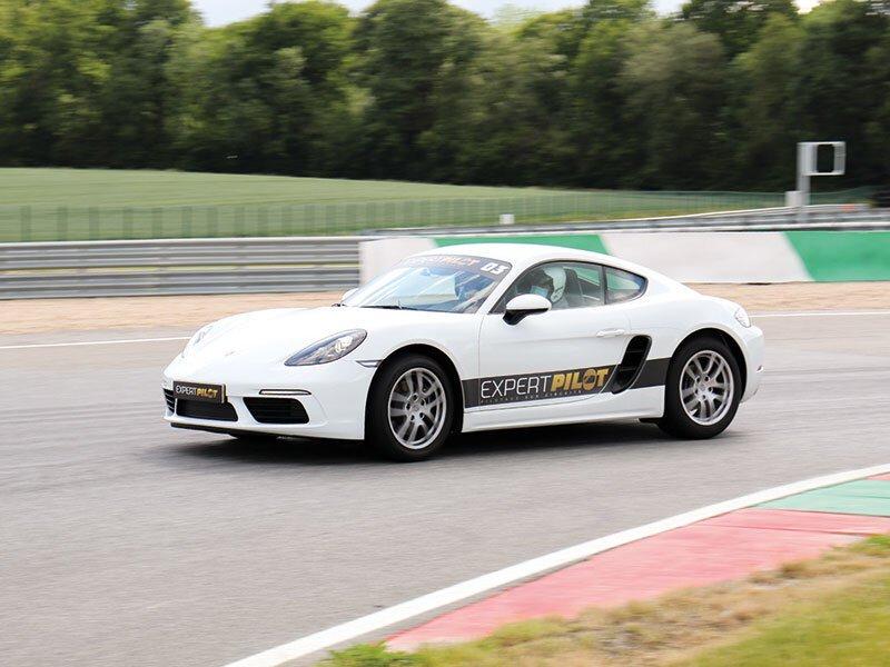 Smartbox  Pilote d'un jour : 3 tours sensationnels en Porsche Cayman - Coffret Cadeau 