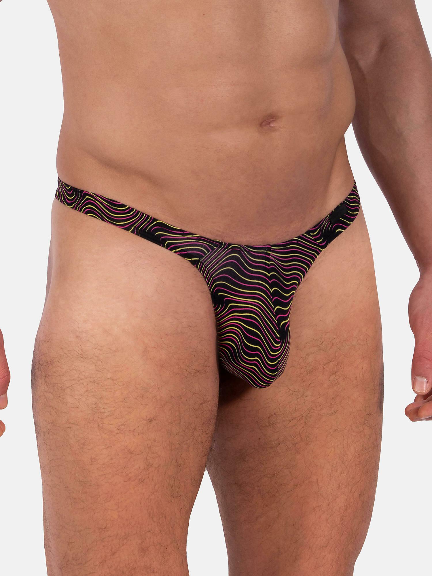 Image of Zeichenfolge Tower M800 Unisex Schwarz Bedruckt L