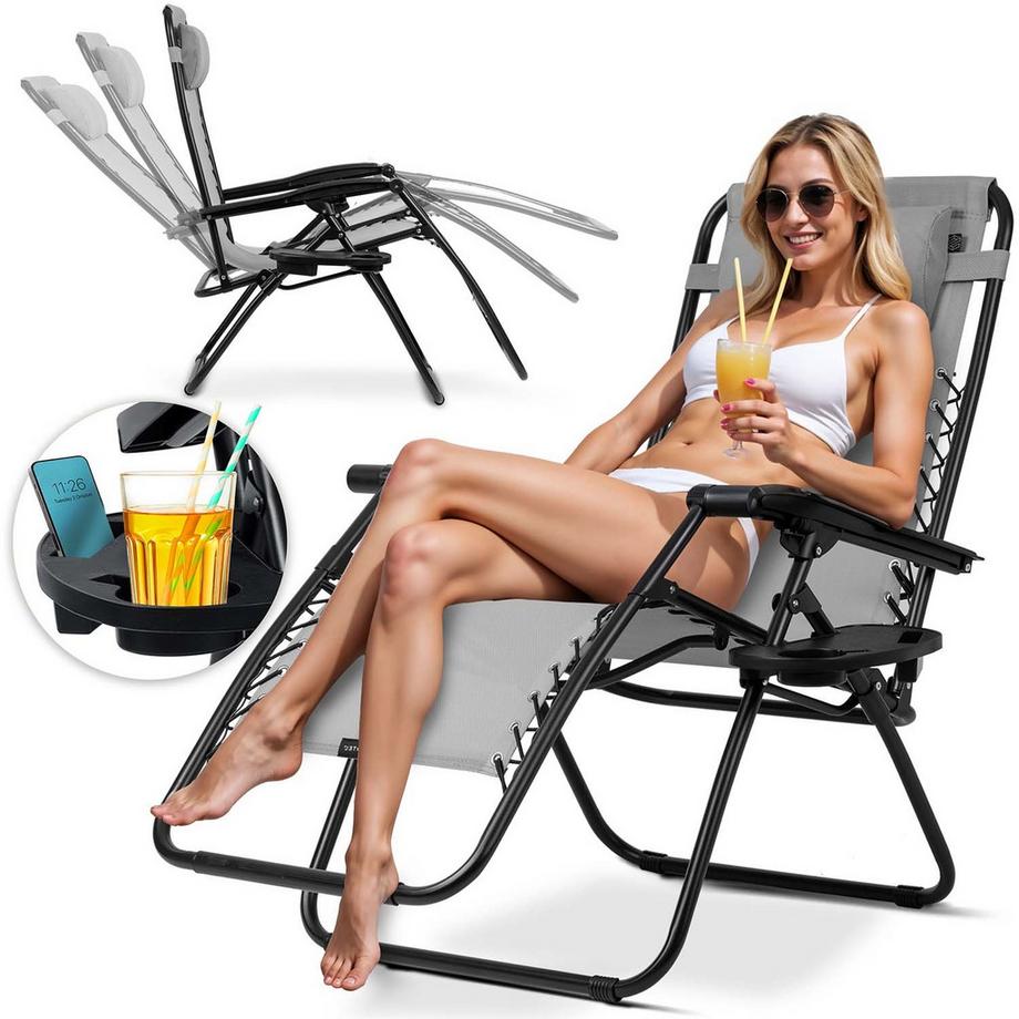 Klappbare Gartenliege mit Kissen