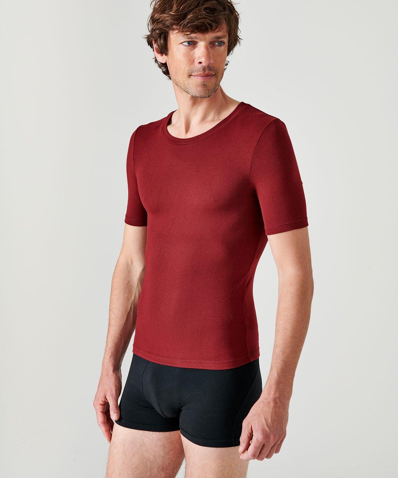 Image of T-shirt Mit Rundhalsausschnitt. Herren Rot S