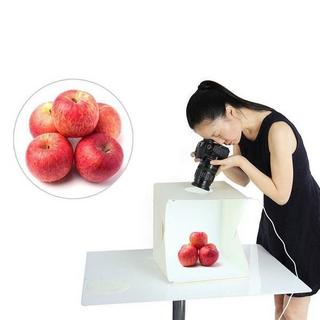 eStore  Tragbares Fotostudio mit USB-betriebener LED-Beleuchtung 