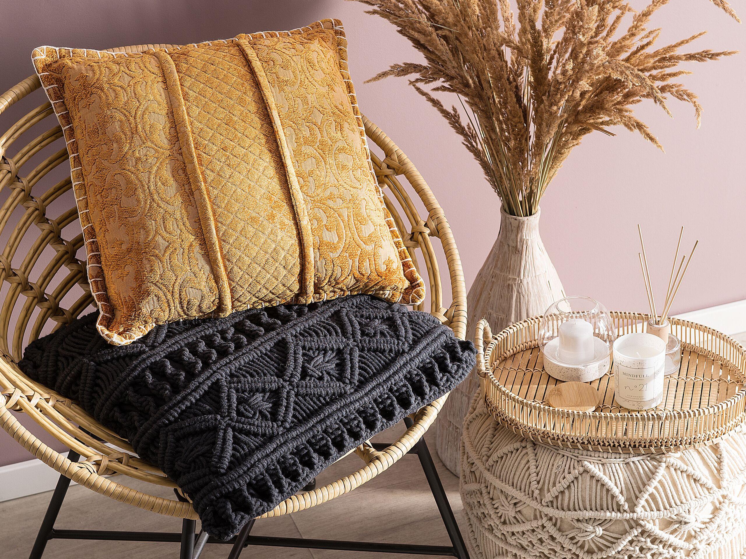 Beliani Coussin en Soie artificielle Boho KAVALAM  