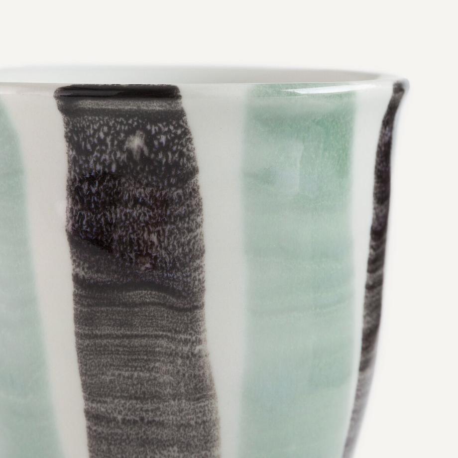 AM.PM Set aus 4 Tassen aus gestreiftem Steingut  