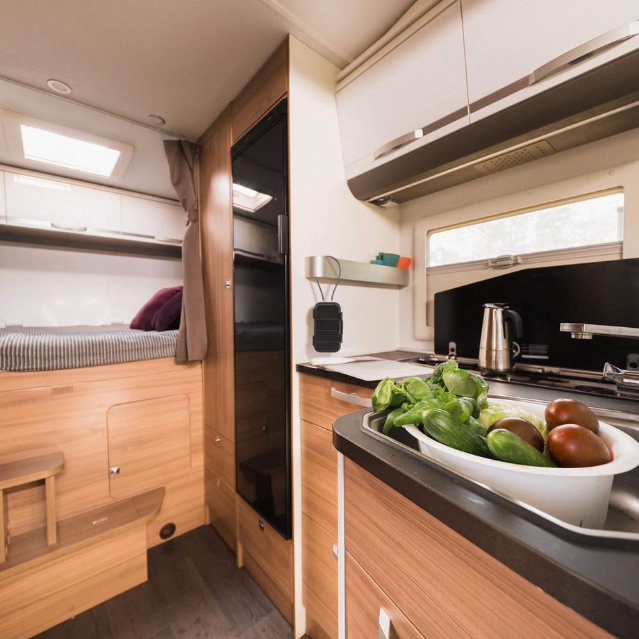 B2X  Tragbare Sicherheitsbox mit Zahlenschloss 