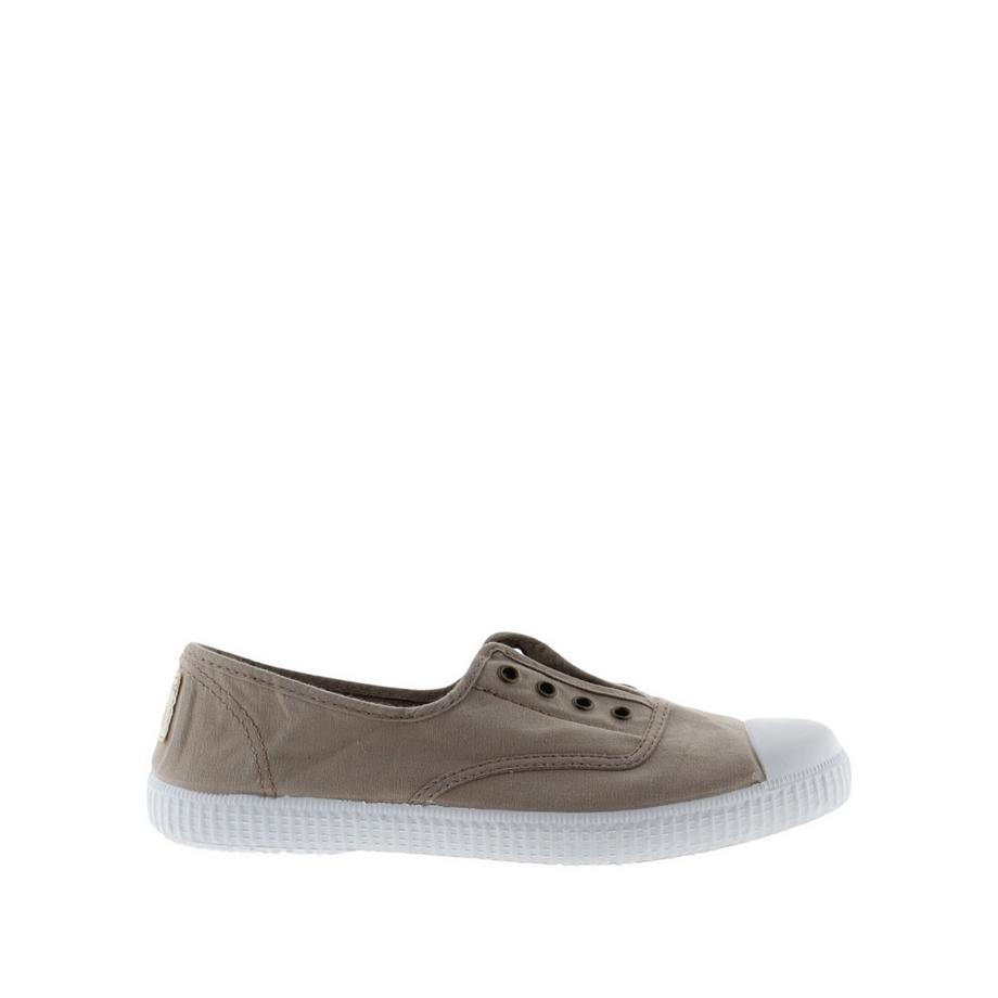 sneakers 1915