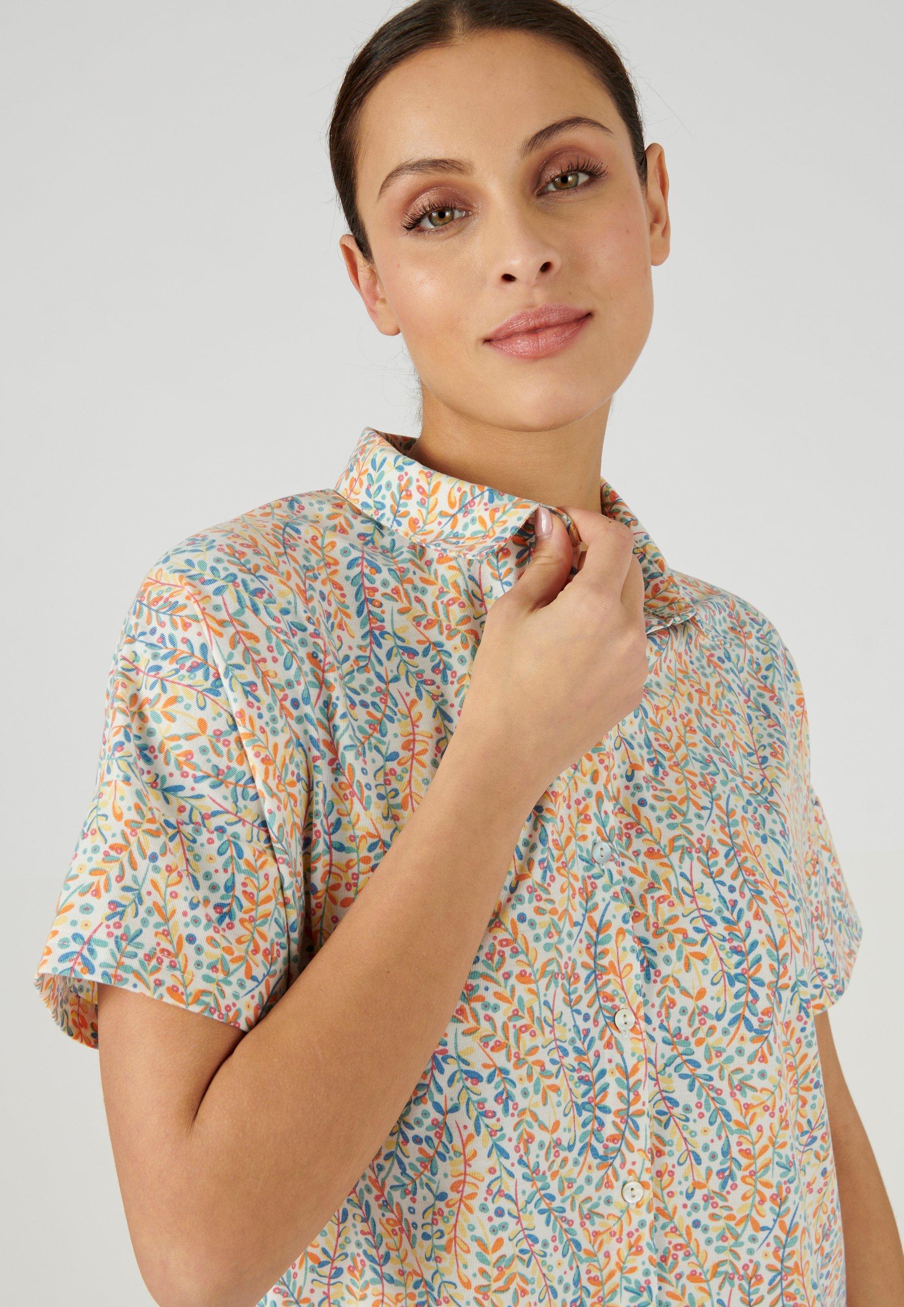 Damart  Bluse aus Climatyl-Gewebe. 