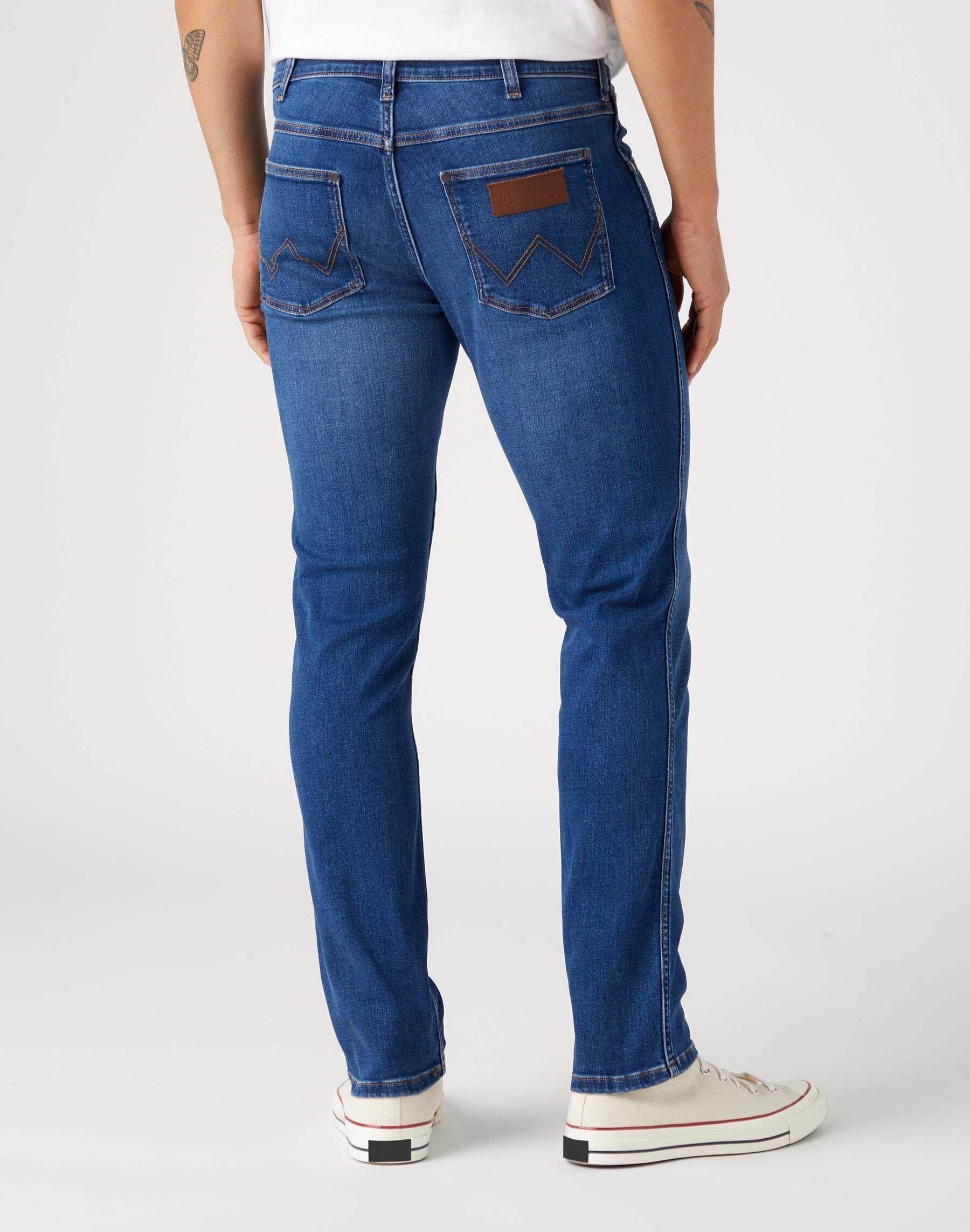 Wrangler  Jean droit Greensboro Medium Stretch 