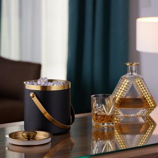 Northix Vaschetta per cubetti di ghiaccio con coperchio  