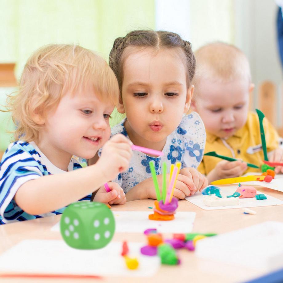 Northix  Lot de 6 dés en mousse 