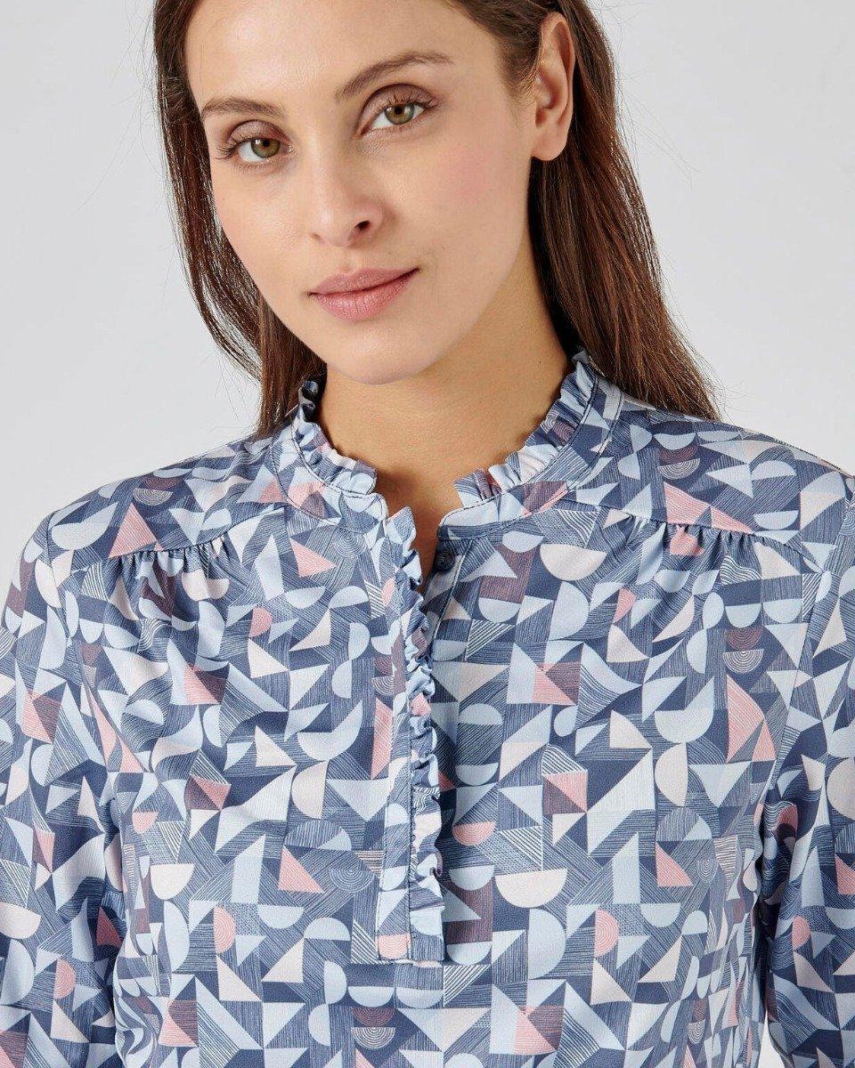 Damart  Shirt mit Volants. 