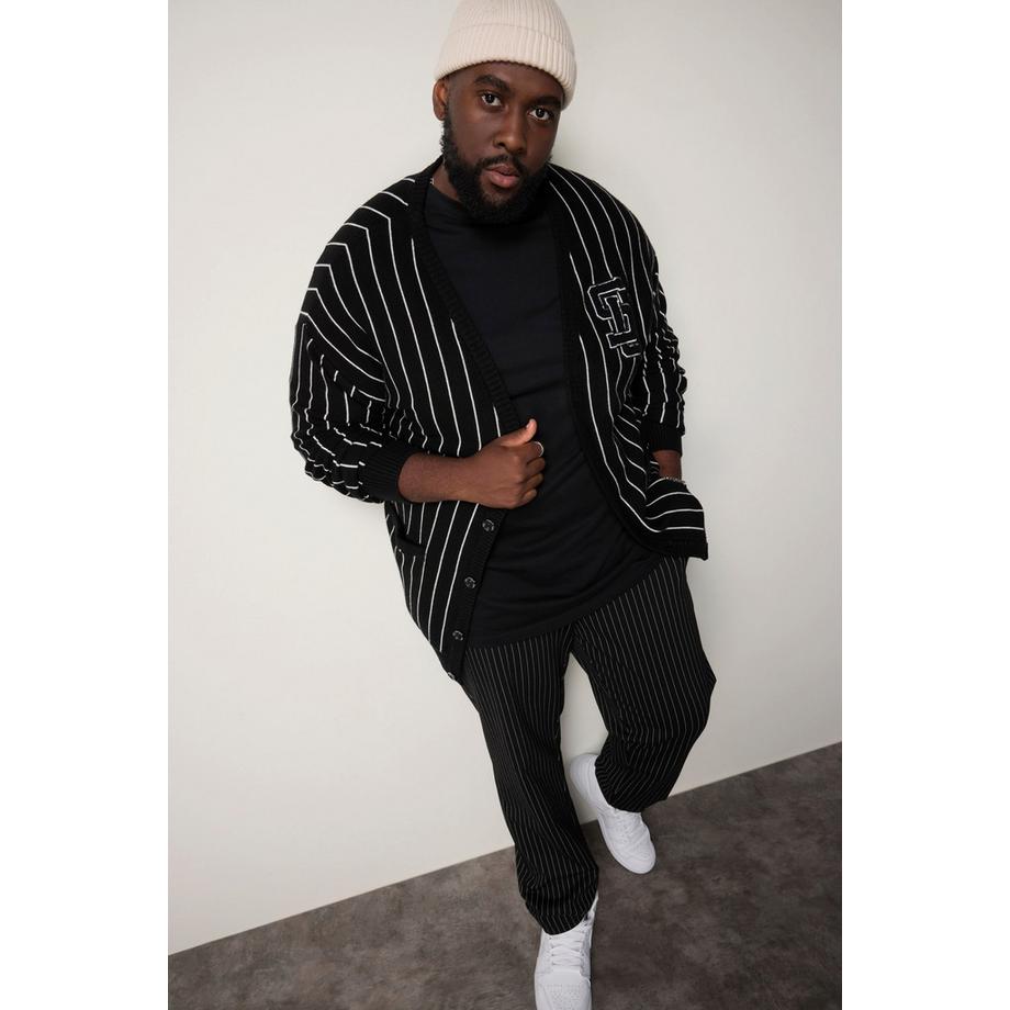 Sthuge Cardigan Scollo a V Righe Sottili con Applicazione  