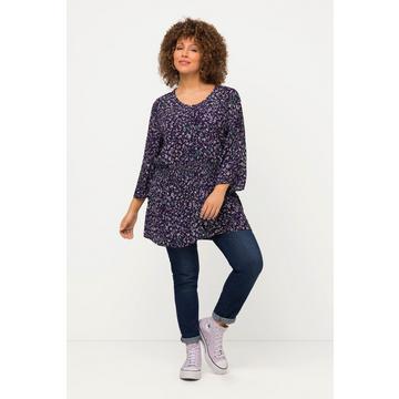 Blusa con inserto a punto smock, scollo a V e maniche a 3/4