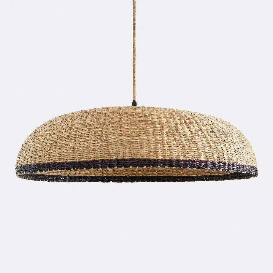 Suspension en herbier avec liseré noir
