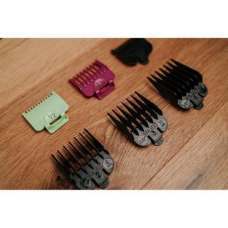 Wahl Close Cut Barber Clipper, Netzbetrieben 20105-046  