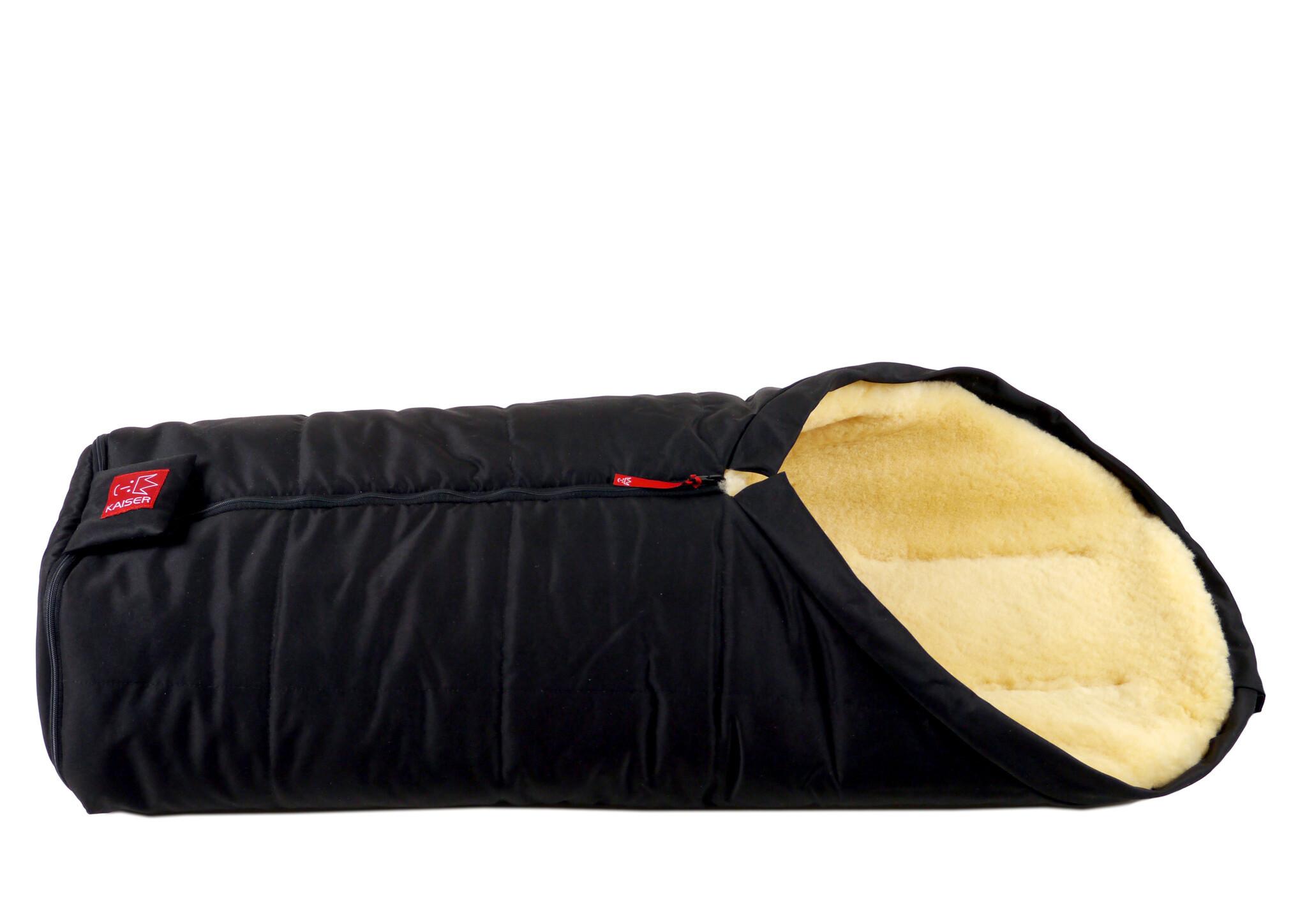 Kaiser  Lammfell Fusssack Iglu Aktion 