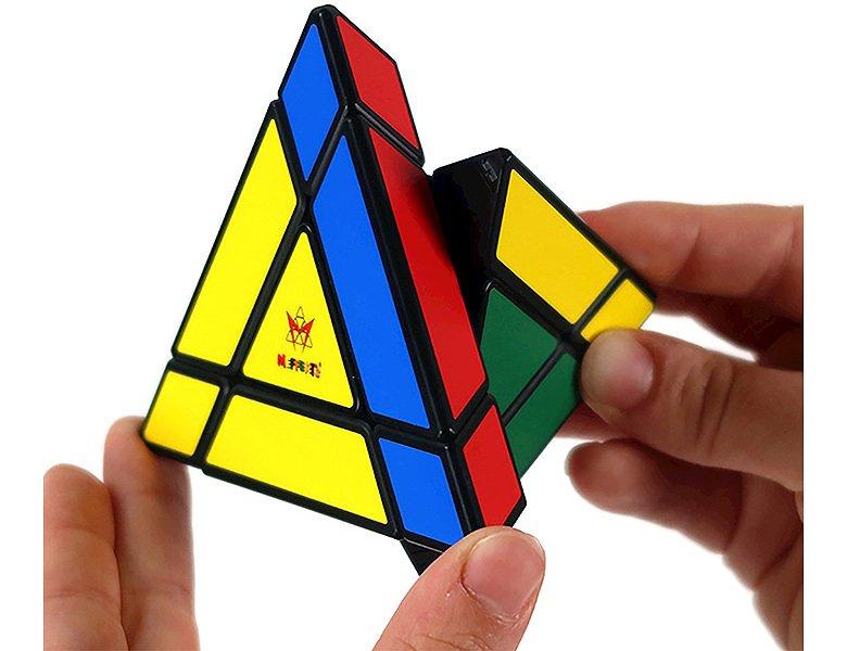 Recent Toys  Pyraminx Edge 