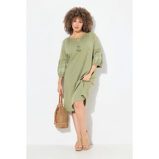 Ulla Popken Robe en jersey brodée coupe évasée col tunisien manches 3/4  