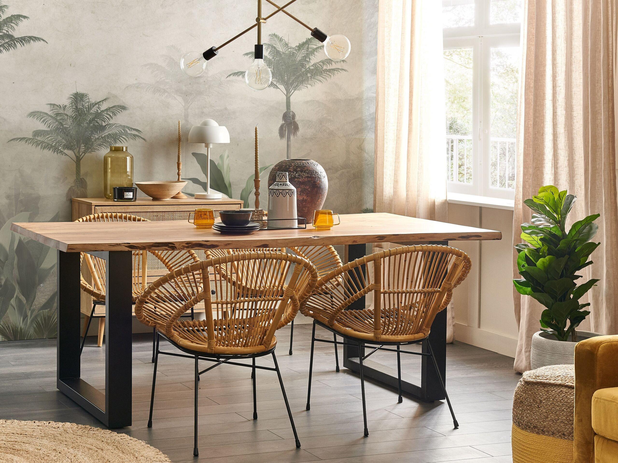 Beliani Table de repas en Acacia Moderne HEBY  