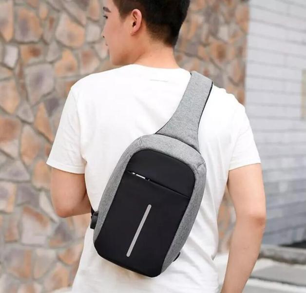 eStore  Sac à bandoulière / sac à bandoulière antivol avec prise USB - Noir 