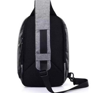 eStore Borsa a Tracolla Antifurto Sling Bag con Presa USB Nera  