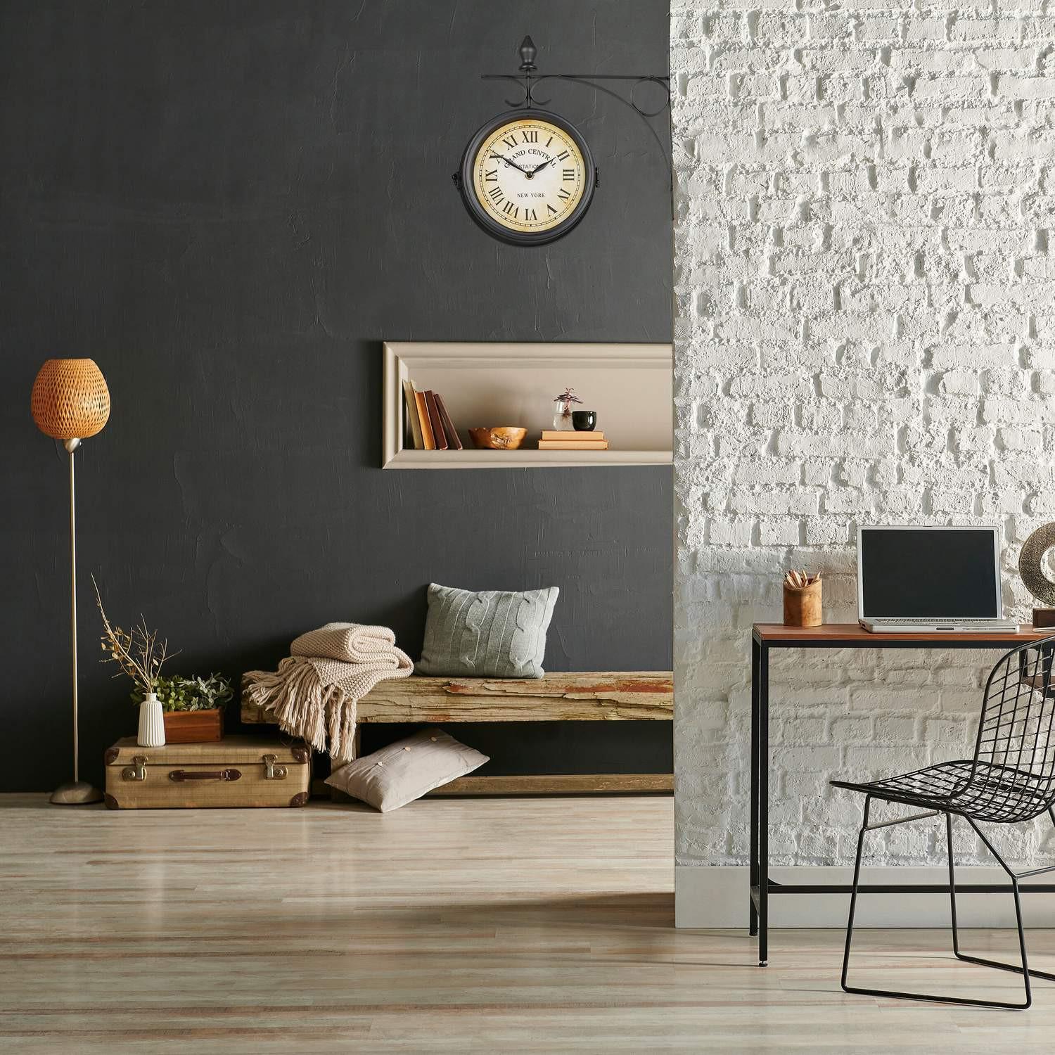 B2X Doppelseitige Bahnhofsuhr in Schwarz  