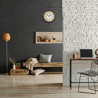 B2X Doppelseitige Bahnhofsuhr in Schwarz  