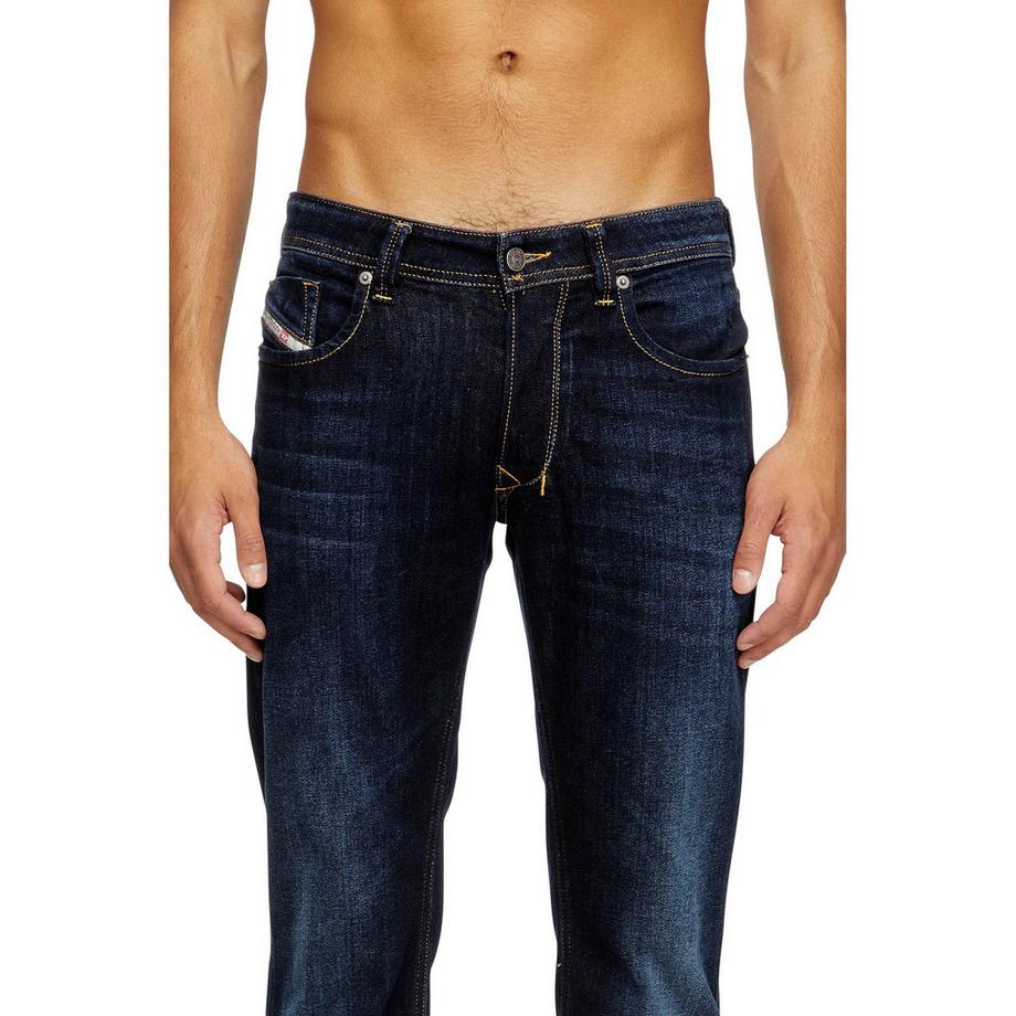 DIESEL 1985 Larkee Straight Fit Jeans  