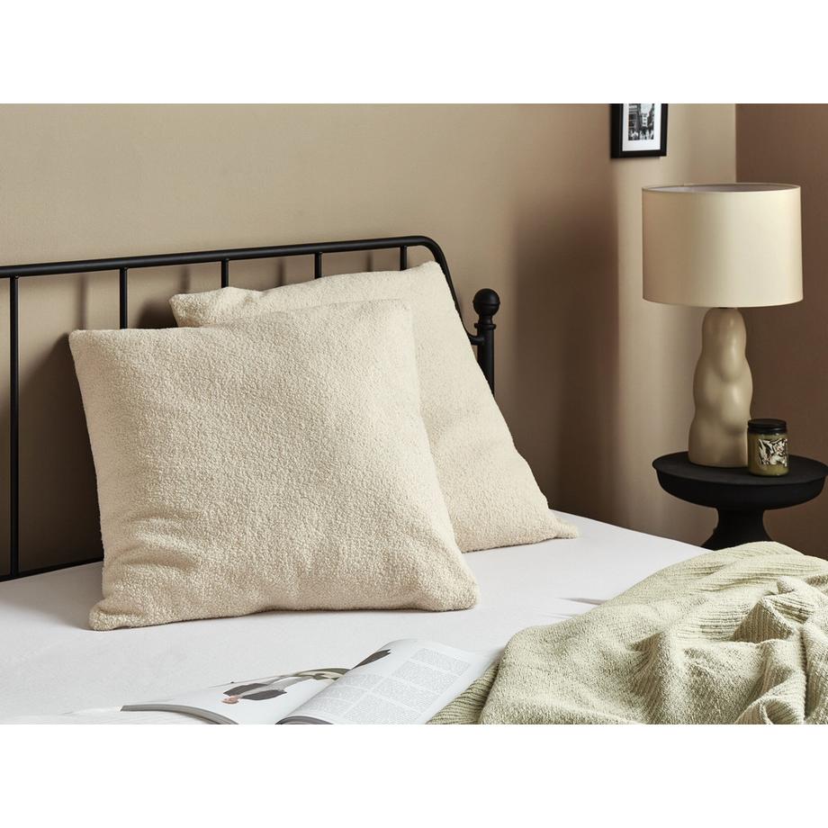 Beliani Set di 2 cuscini en Bouclé  LEUZEA  