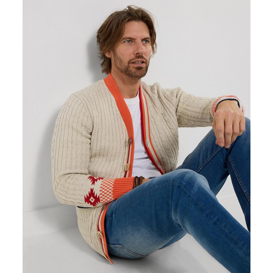 Strickjacke mit V-Ausschnitt und Zopfmuster-Mix