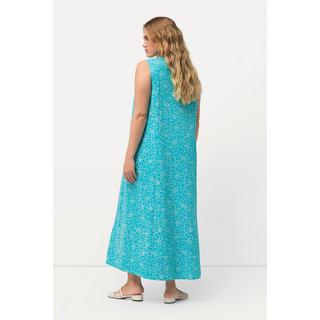 Ulla Popken  Robe maxi sans manches. Imprimé, décolleté en V et silhouette en A évasée. 