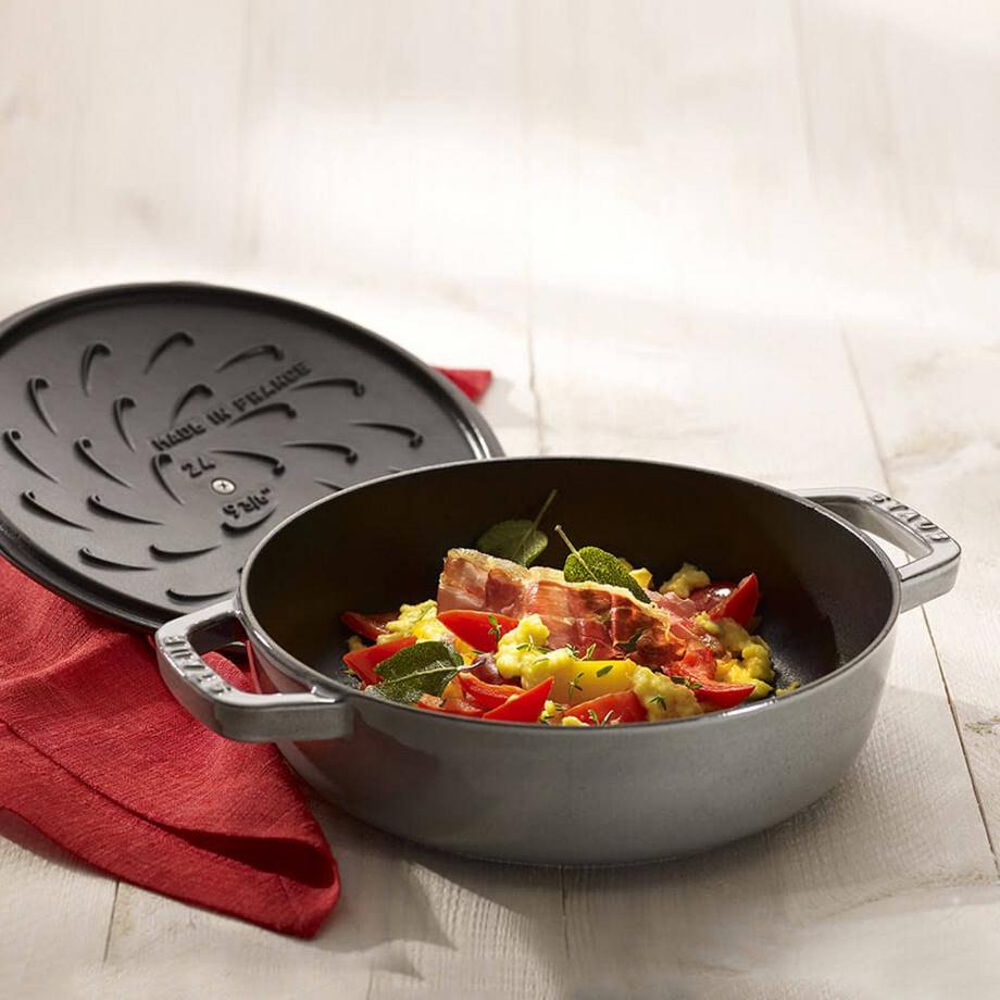 staub Braiser à poussière  