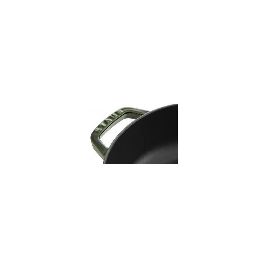 staub Braiser à poussière  