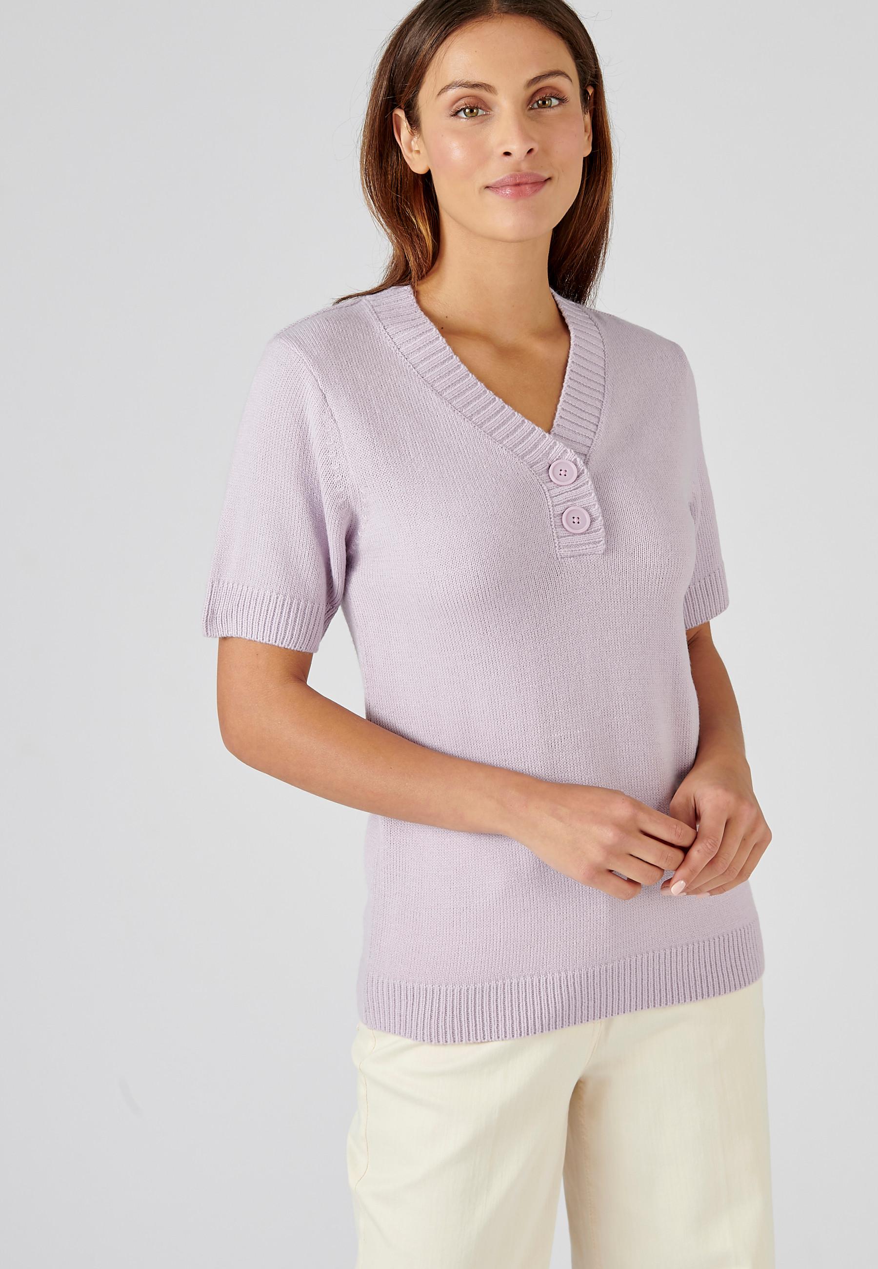 Damart  Pull manches courtes col V, maille jersey. 