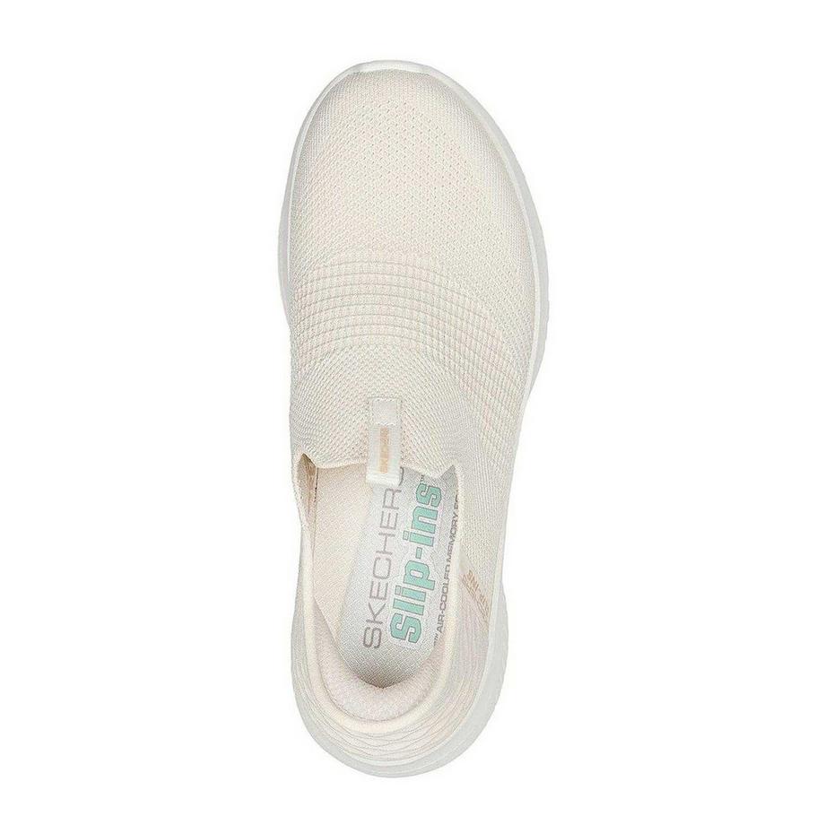 SKECHERS Ultra Flex 3.0 Cozy Streak Sneaker  