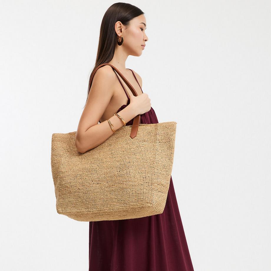 Sac cabas en raphia et anses en cuir