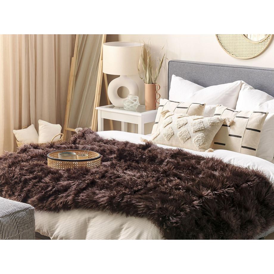 Beliani DELICE Couvre-lit Moderne en Acrylique  